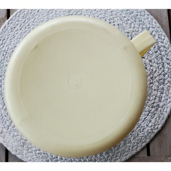 Vintage 1970s 2 Quart Montgomery Ward Catalog Retro Ads Pitcher With Lid - Picture 7 of 9